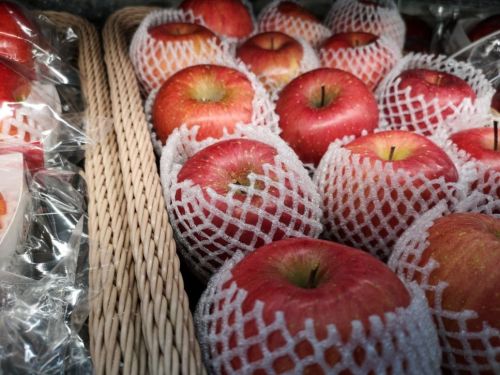 Bezpečné uskladnenie jabĺčok proti otĺkaniu.